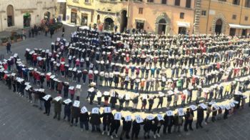 Todi: 400 studenti in piazza per il Pi greco Day