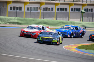 Eddie-Cheever-III-Start-Valencia[1]
