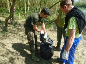 Pesca_no_kill_AnglersHangout_Casemasce_Tevere_Todi[1]