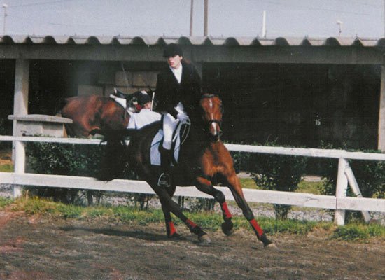 Il Ministro in sella ad un suo cavallo