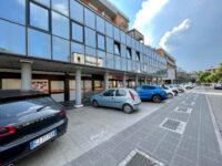 VENDESI UFFICIO AD USO STUDIO PROFESSIONALE E/O SIMILARE