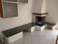 Rivestimento per caminetto in marmo e travertino