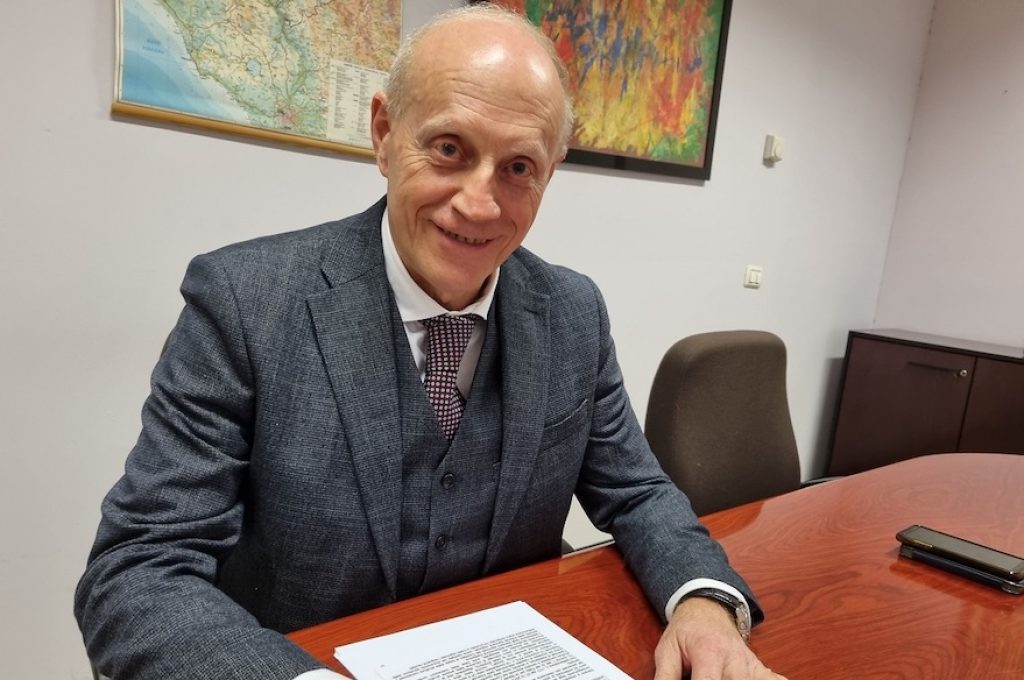 1. DOTT. PIERO CARSILI DIRETTORE GENERALE AZIENDA USL UMBRIA 2