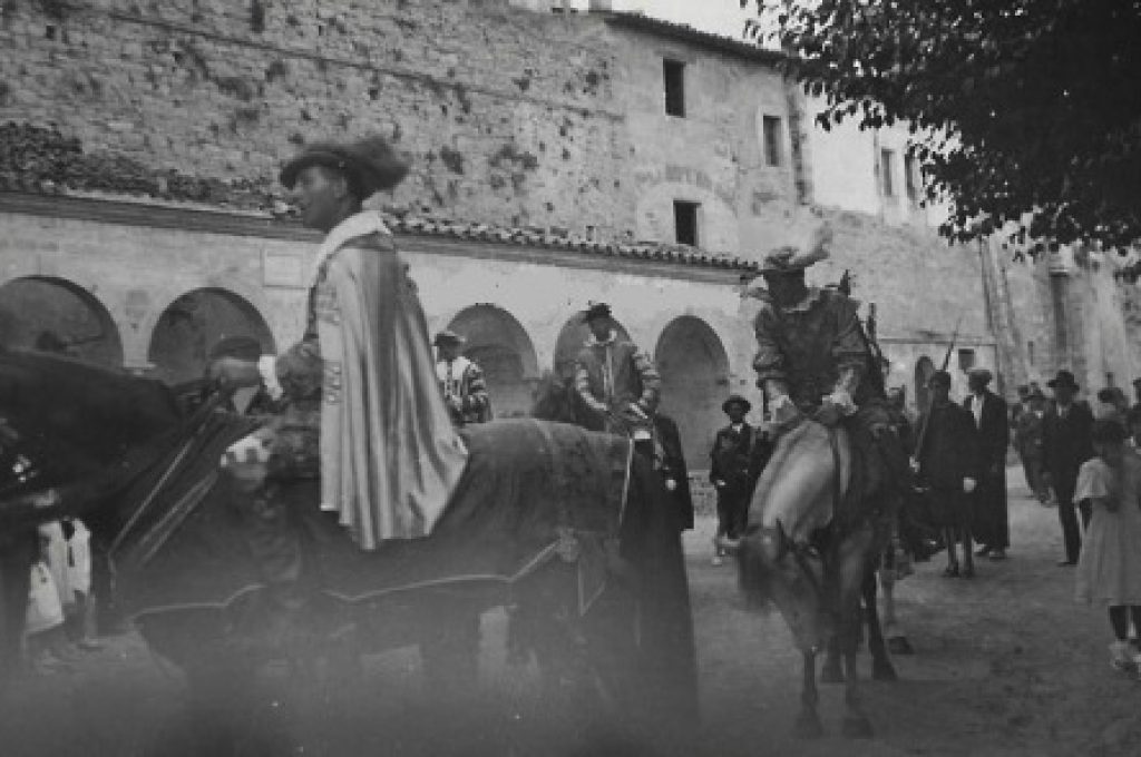 1931-corteo-storico-visita-ariosto