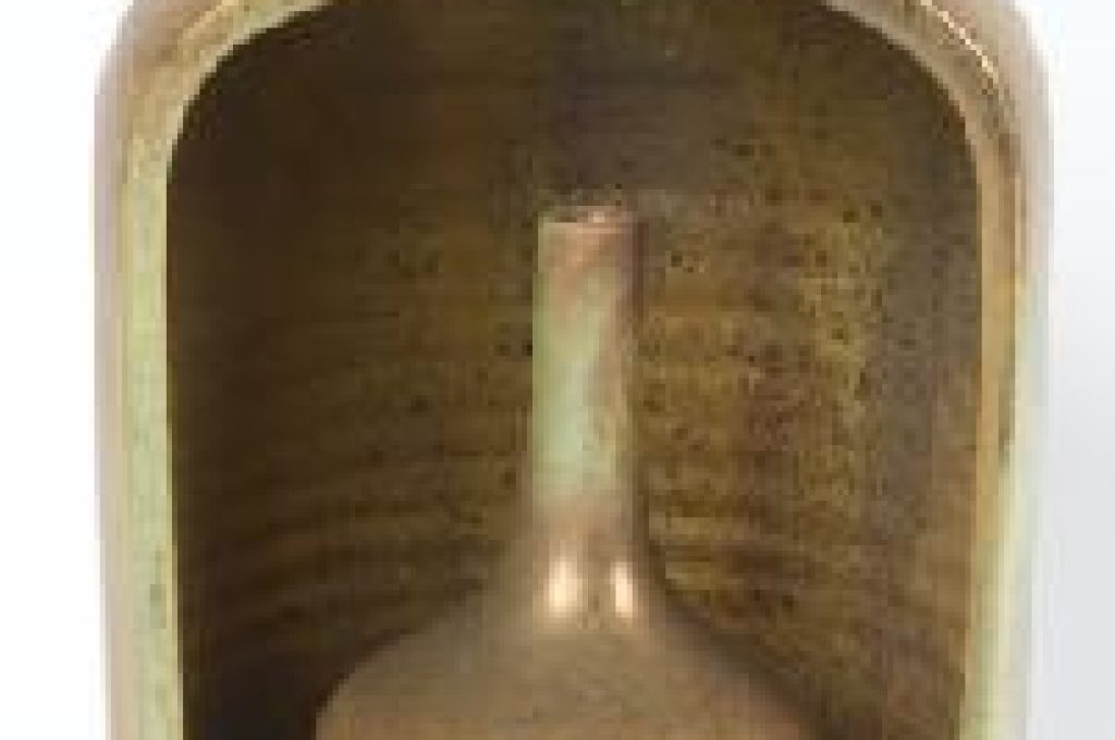 20Museo%20del%20Vino%20Fondazione%20Lungarotti%20Torgiano%20(PG)-Gio%20Ponti-Cooperativa%20Ceramica%20di%20Imola%20Bottiglia%20mamma%20Imola%201994[1]