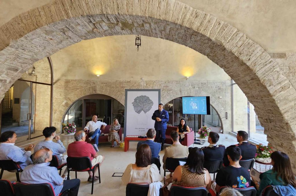 358224985_3584195365157070_2182974123138433361_n