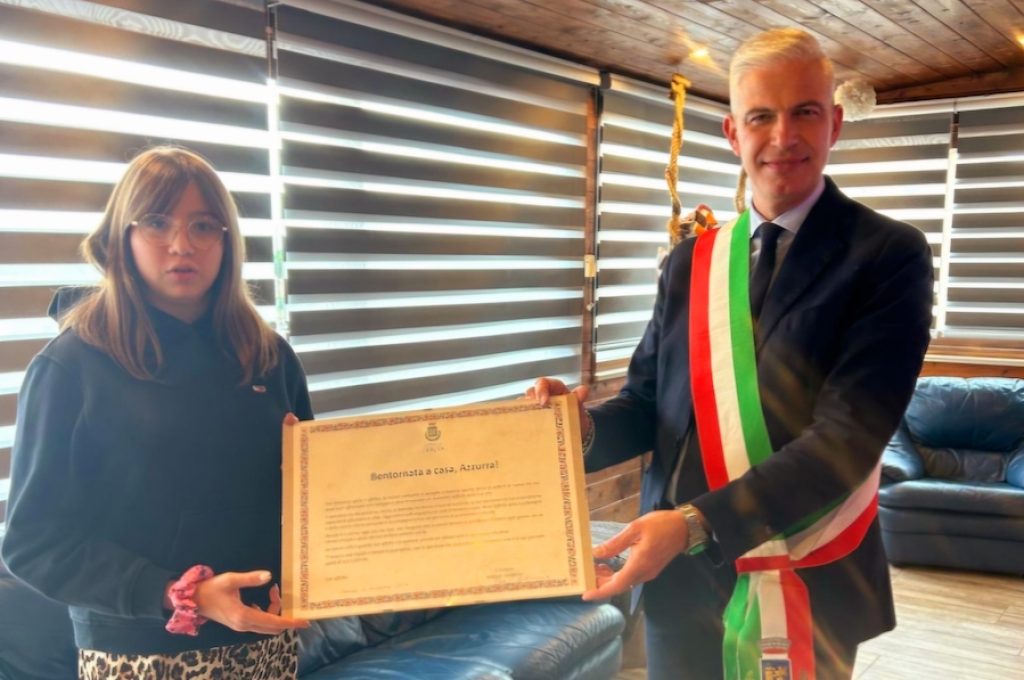 AZZURRA E IL SINDACO TONIACCINI