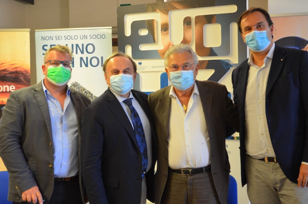 Accordo Federfarma Fipe Federalberghi