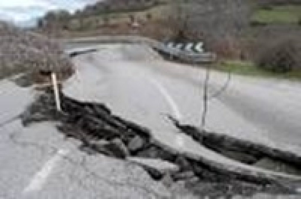 Acquasparta spoleto frana stradel