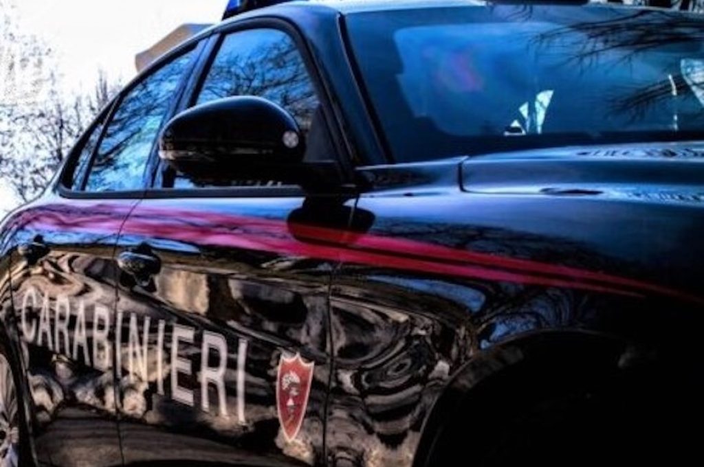 Carabinieri auto5