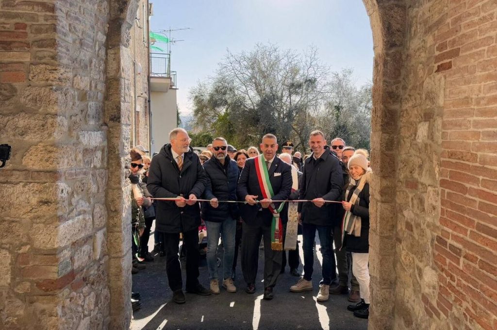 Collevalenza lavori inaugurazione