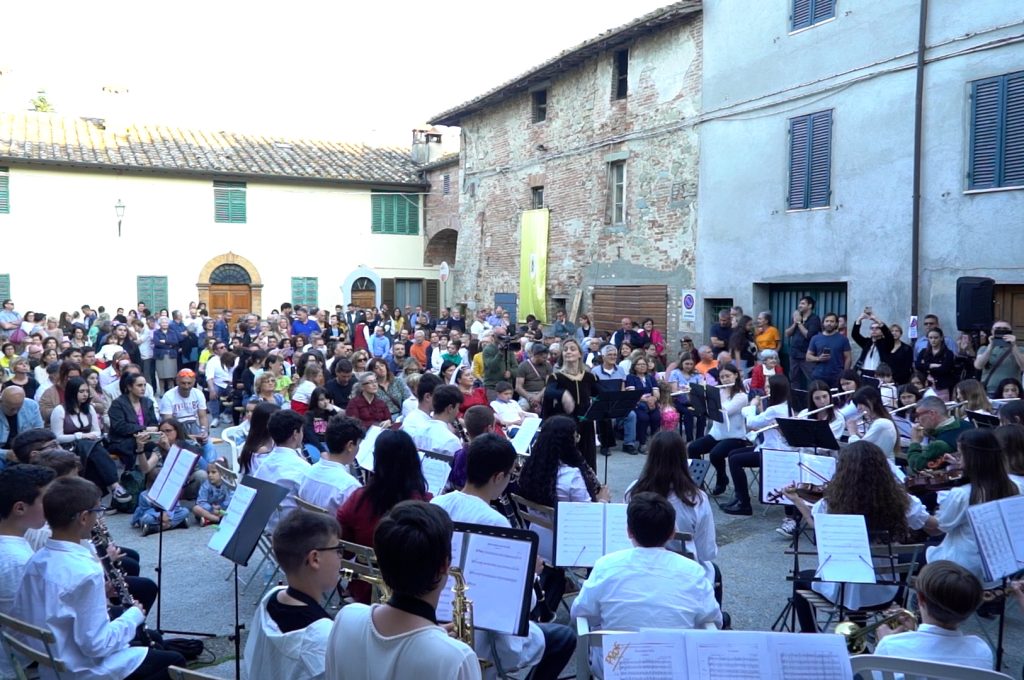 Concerto in piazza Cerqueto 1