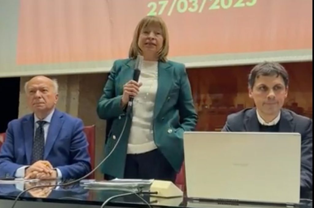Conferenza stampa tesei sanità