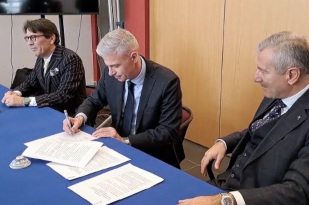 Deruta-aeroporto assisi firma