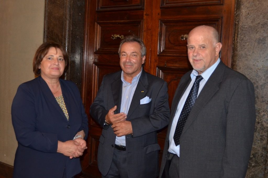 Fernanda Cecchini; Piero Antonelli;Franco Micanti