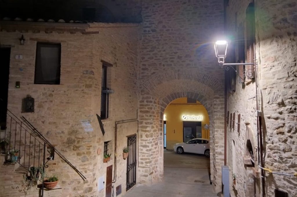 Iluminazione castello Spina