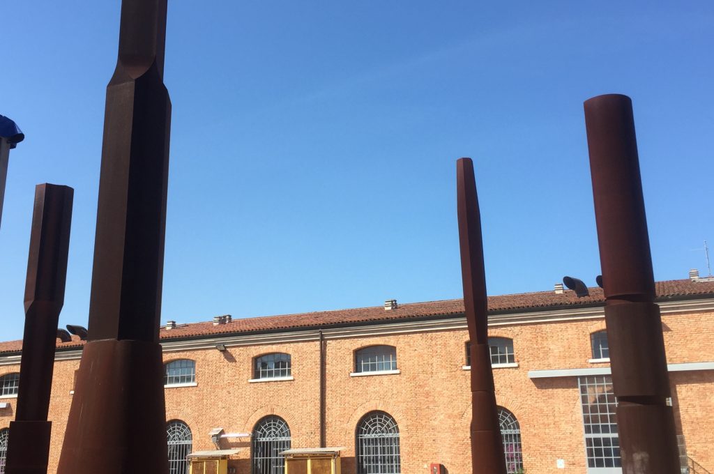 Le Todi Columns di Beverly Pepper a Venezia