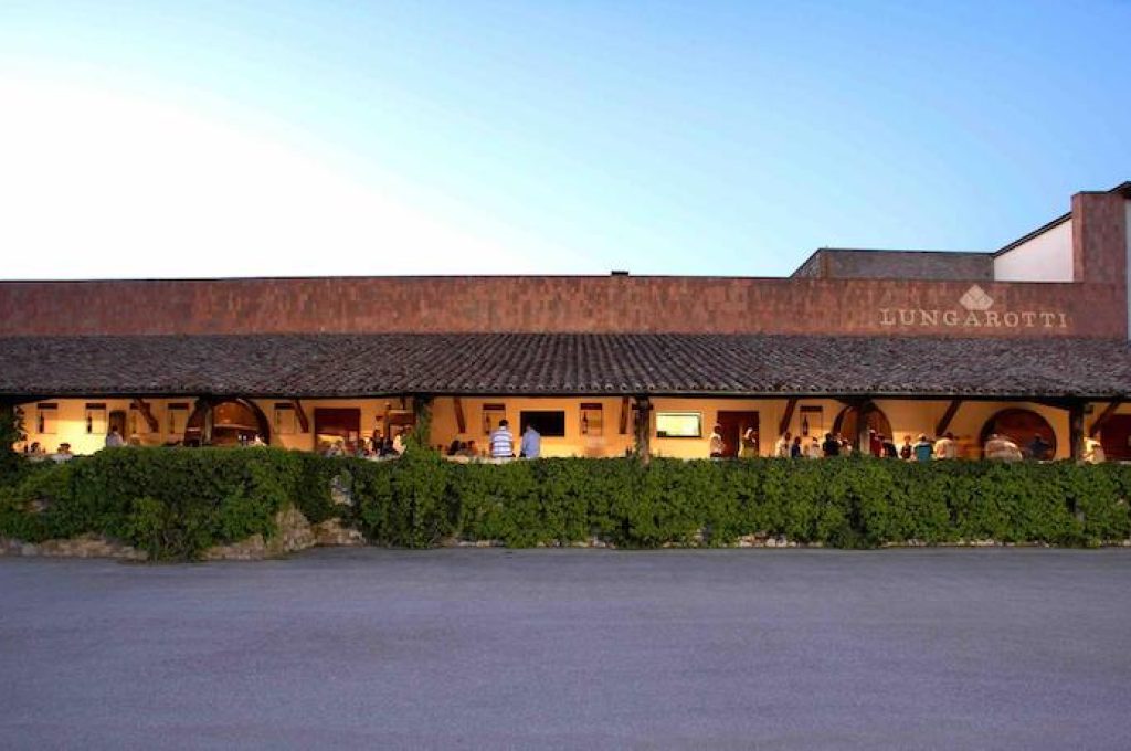 Lungarotti cantina