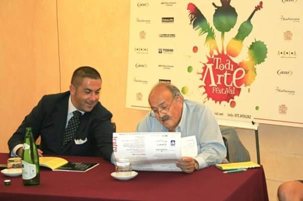 Maurizio Costanzo e il Sindaco di Todi Antonino Ruggiano