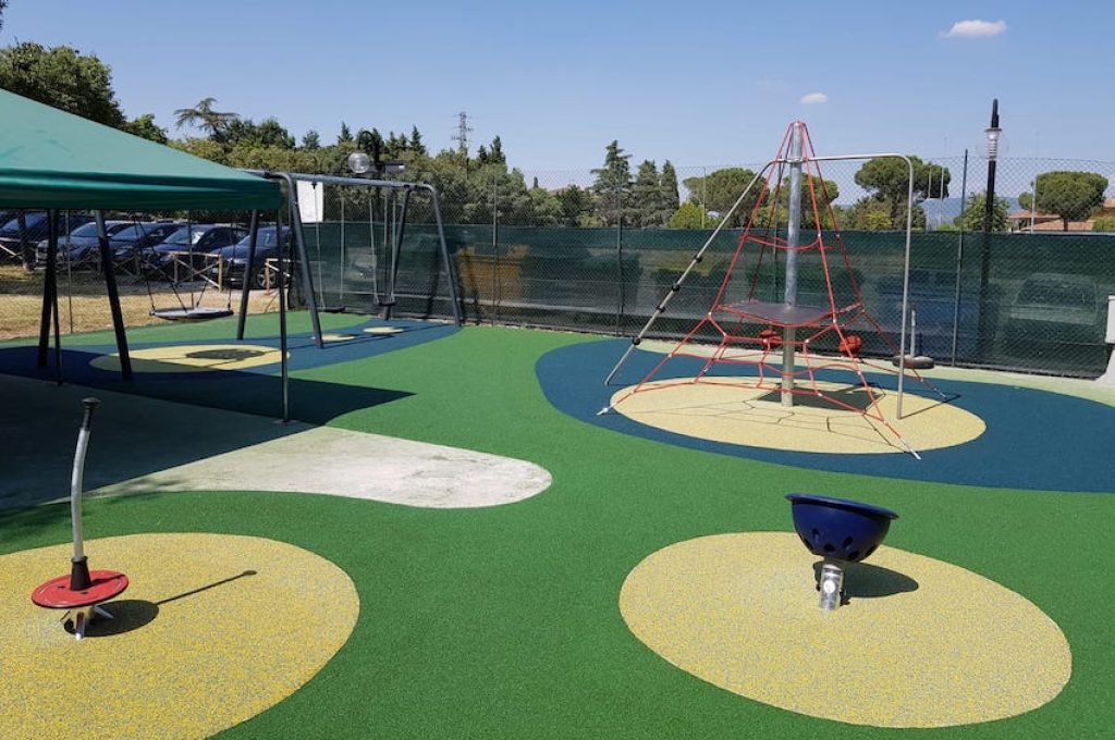 Nuova area giochi piscina Marsciano