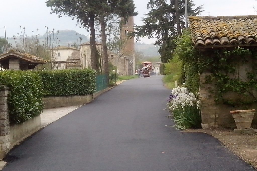 Pian_San_Martino_lavori_strada%20comunale[1]