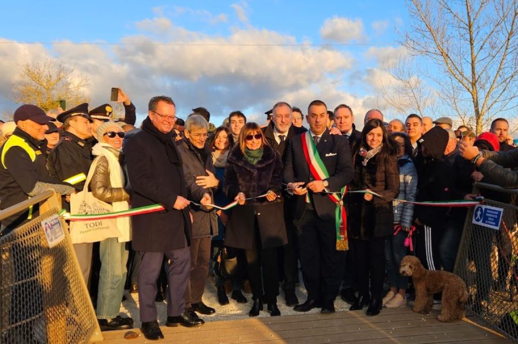 Ponte ferro inaugurazione