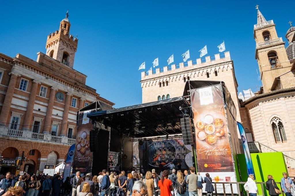 Primi italia PALCO LARGO CARDUCCI