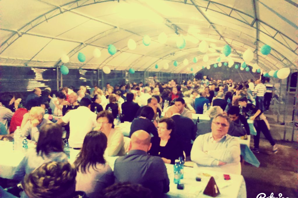 Todi pantalla cena chianelli