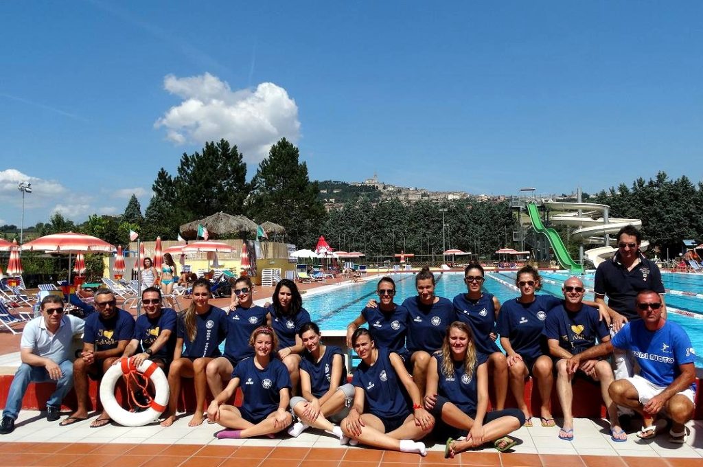 Todi piscina volley