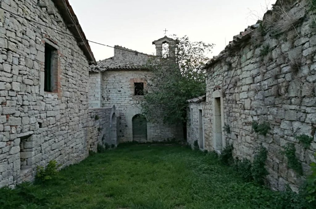 Tra storia e storie