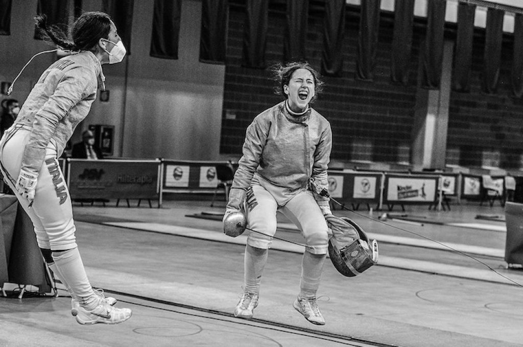 Vally esulta con Amelia in pedana(1)