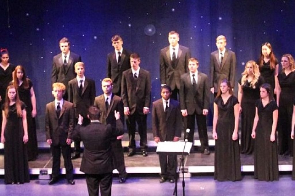 WCHA Choir Photo Formal 2017