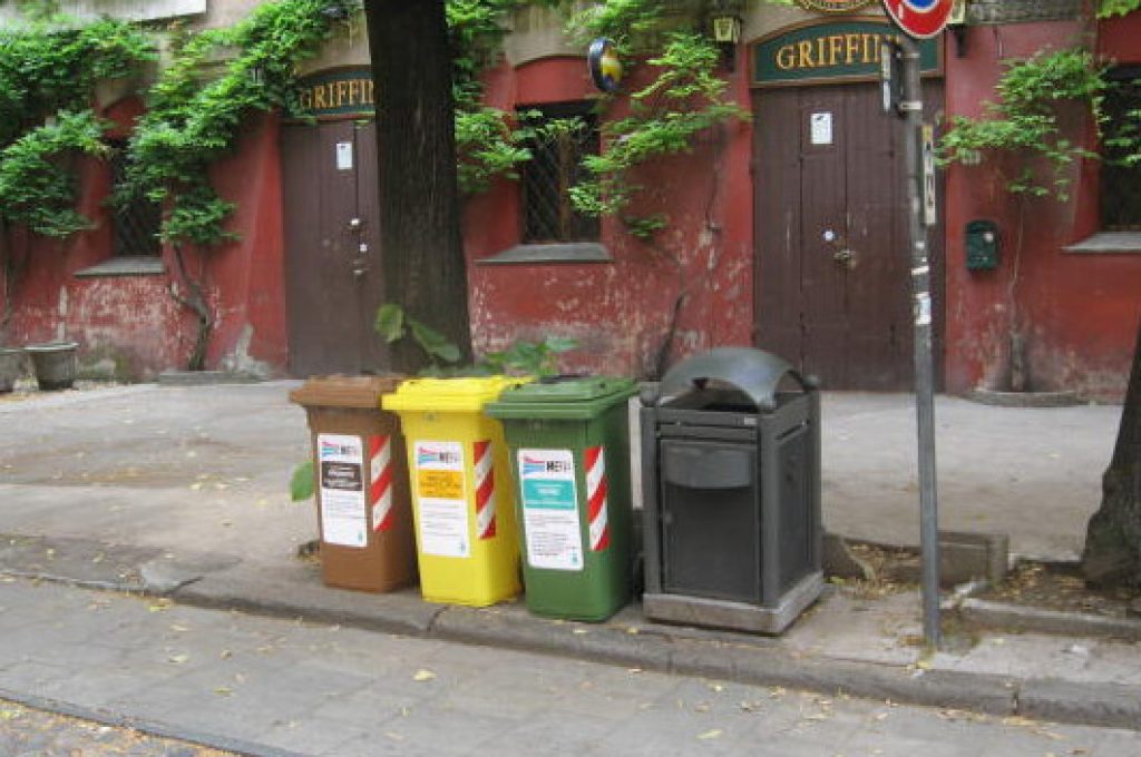 bidoni_diferenziata