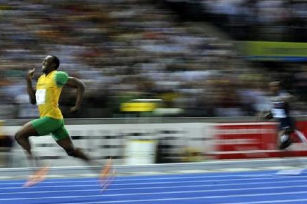 bolt200