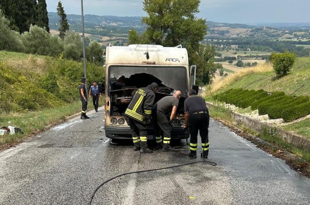 camper a fuoco todi1