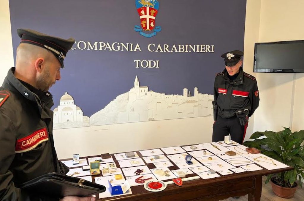 carabinieri todi refurtiva truffa