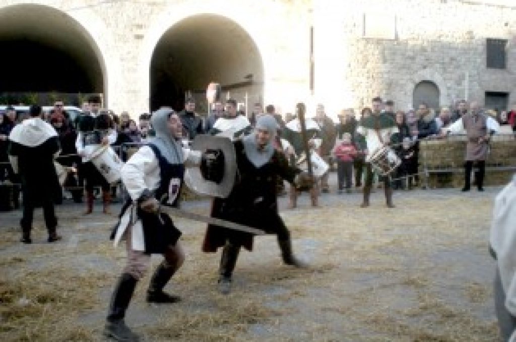 carnevalandia-carnevale-medioevale-todi-315x236