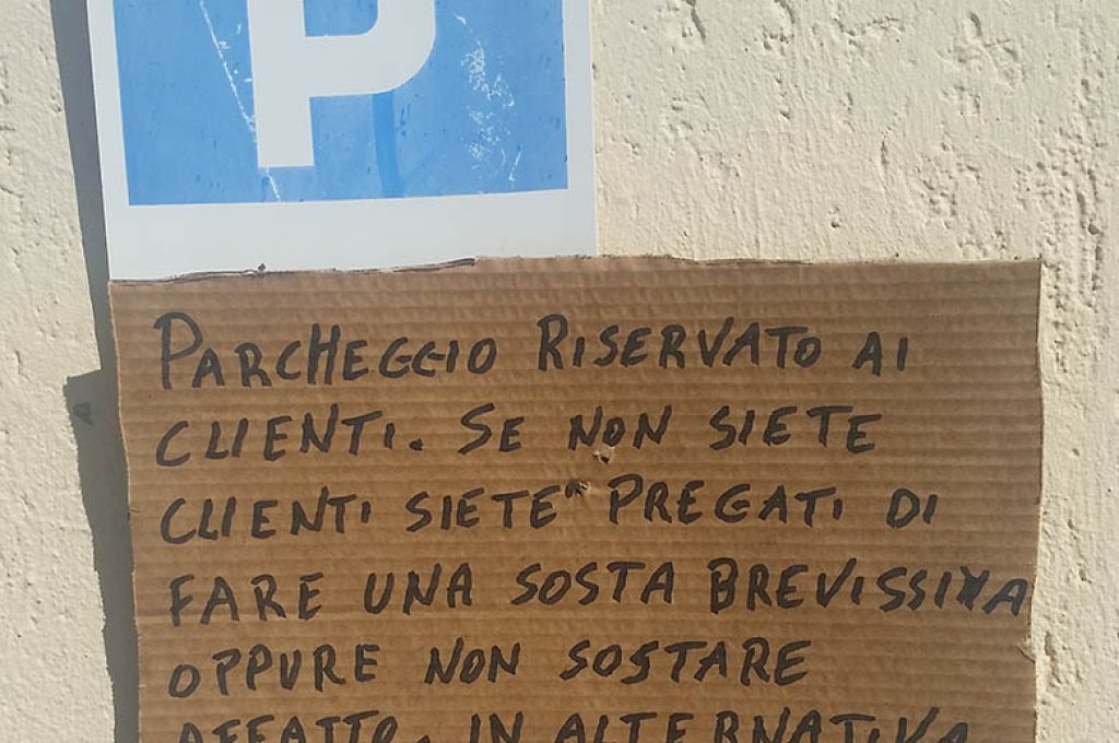 cartello parcheggio massa