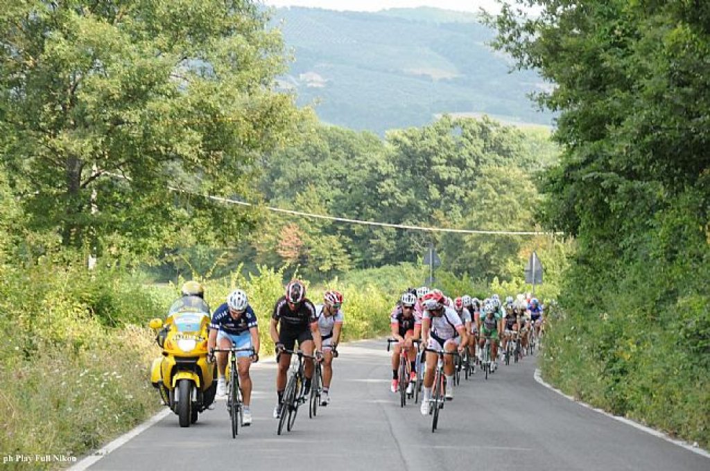 ciclisti-in-gara-2013