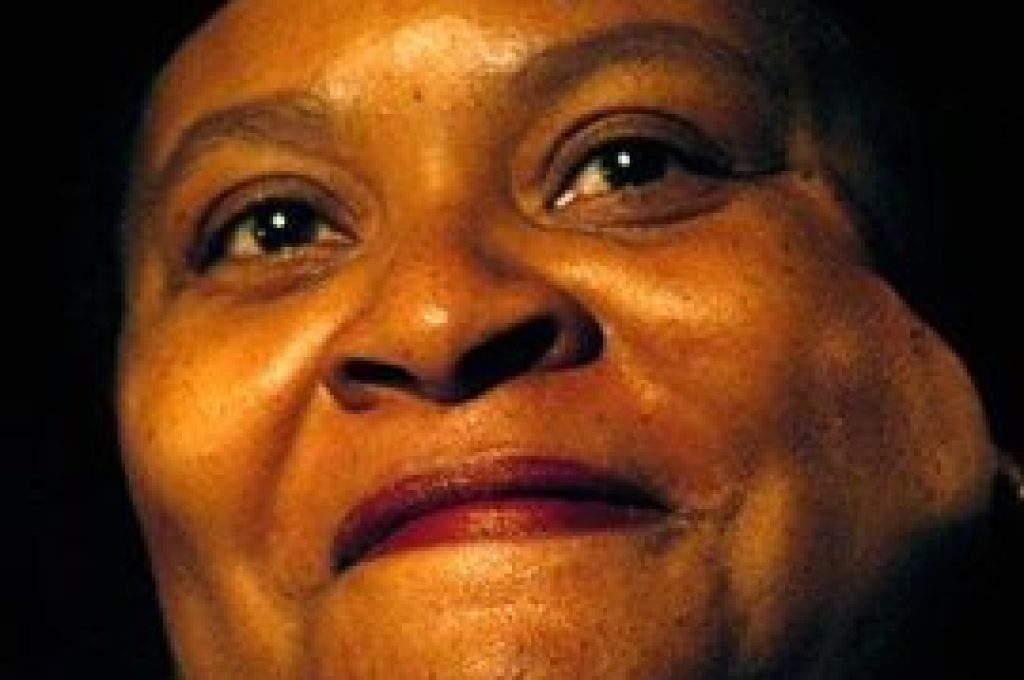 deitra-farr-per-sito1