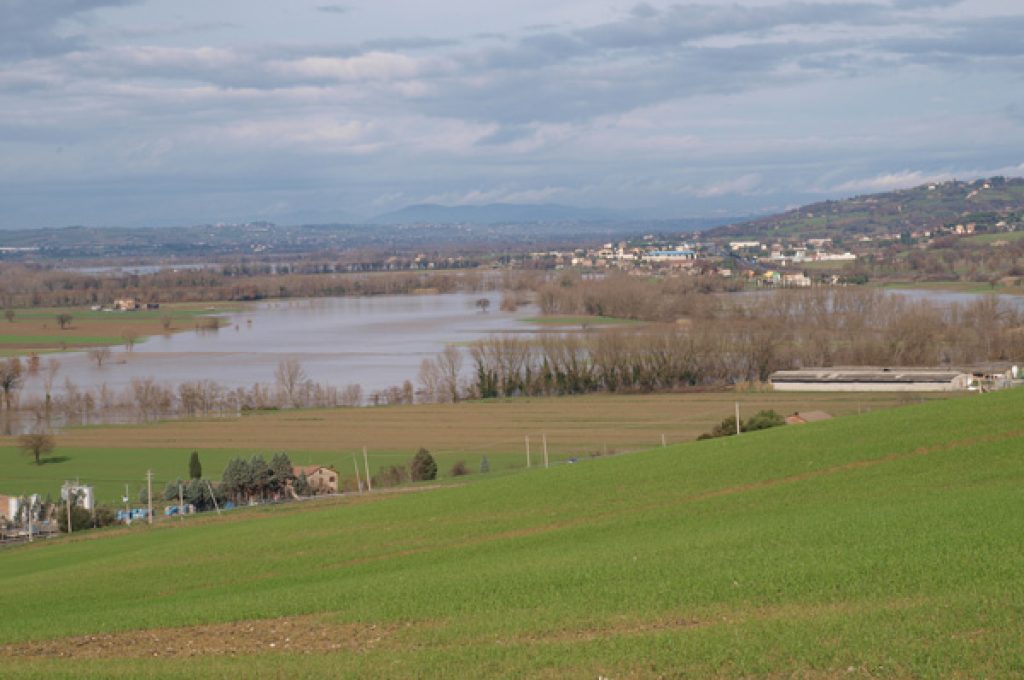 esondazione-tevere-todi1