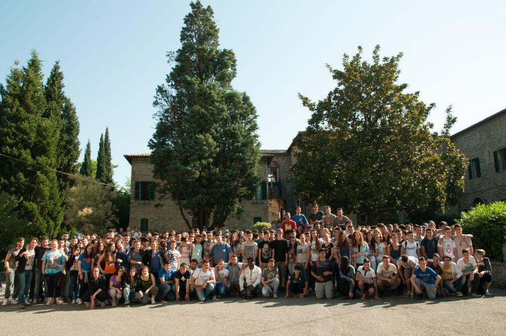 foto fine anno scolastico 2015 carlo intotaro
