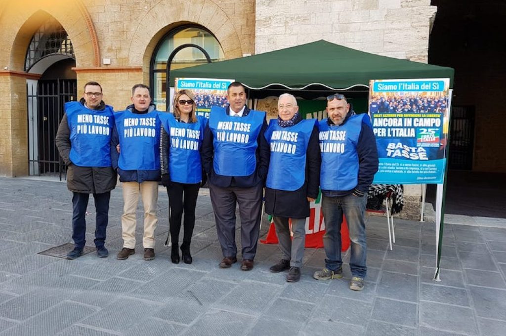 gilet azzurri todi