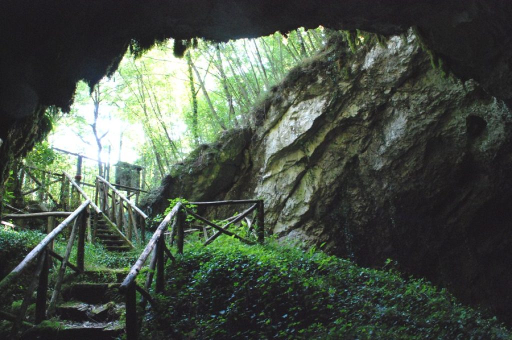 grotta bella