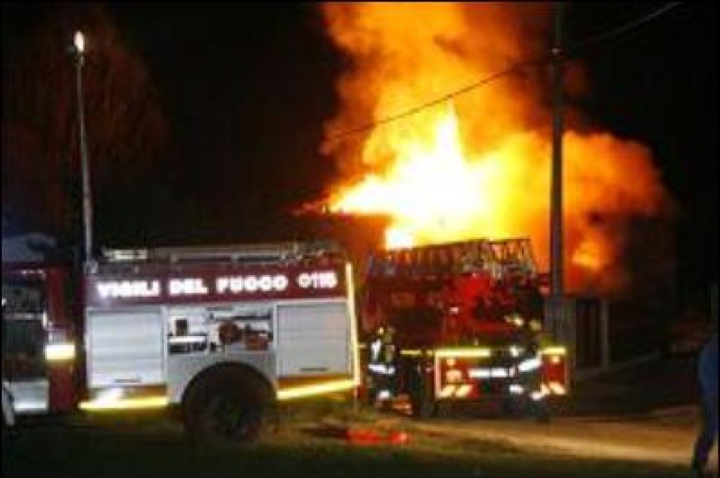incendio-vasciagliano1