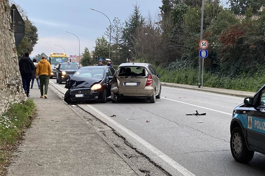 incidente todi