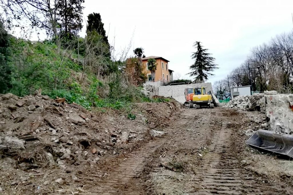 lavori mura todi