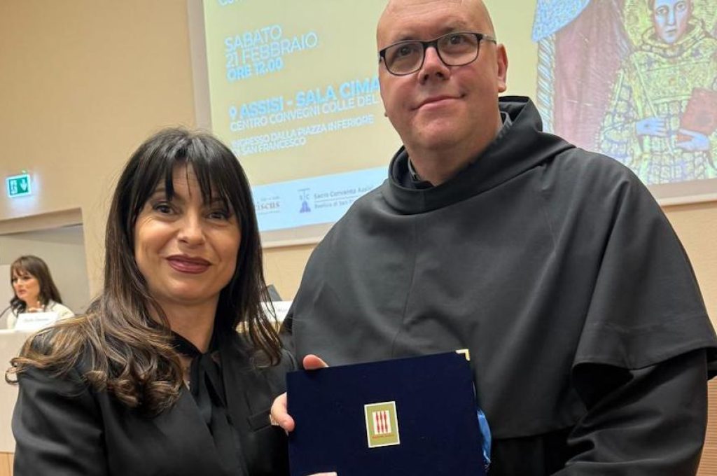 legge 800 anni san francesco