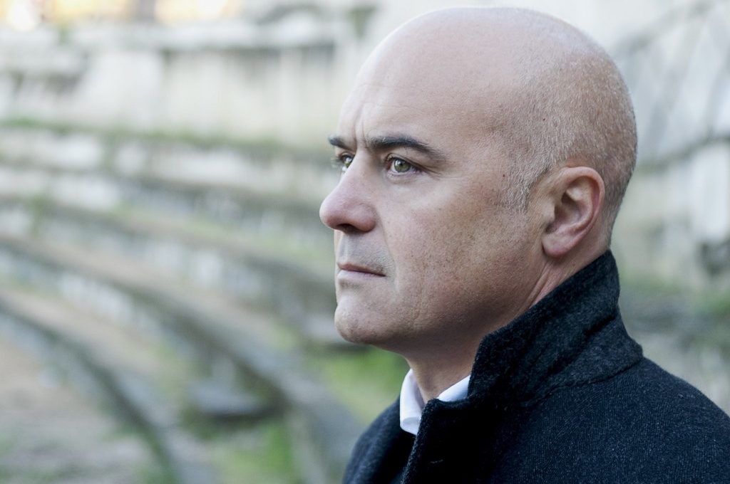 luca-zingaretti-