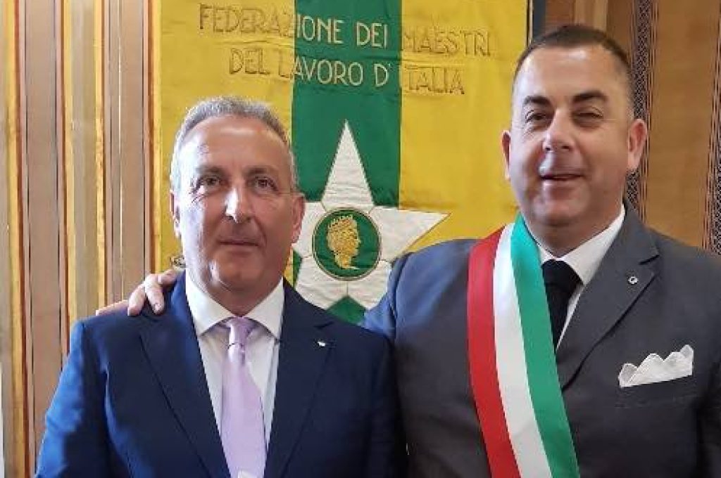 maestro lavoro Grillo